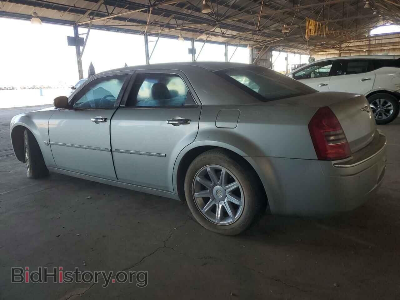 2006 CHRYSLER 300 - VIN: 2C3LA63H96H219711 - Фото 2