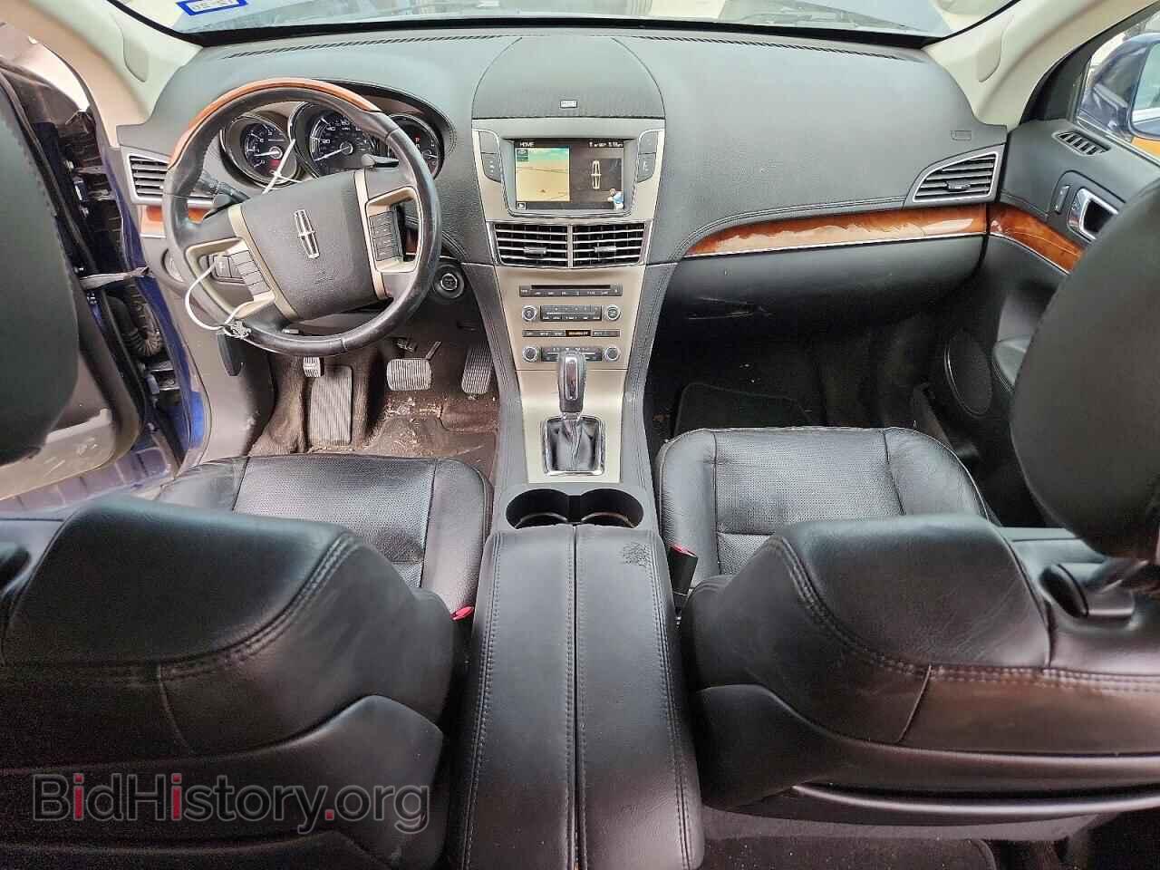 2011 LINCOLN MKT - VIN: 2LMHJ5AT7BBJ50209 - Фото 8