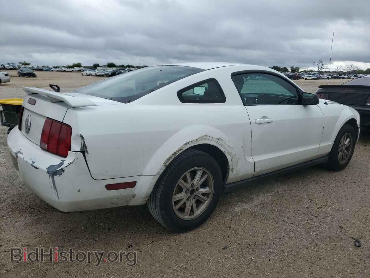 2007 FORD ALL Models - VIN: 1ZVFT80N575331629 - Фото 3