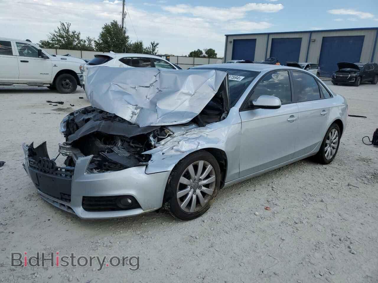 Фотография WAUDFAFL7CN019480 - AUDI A4 2012