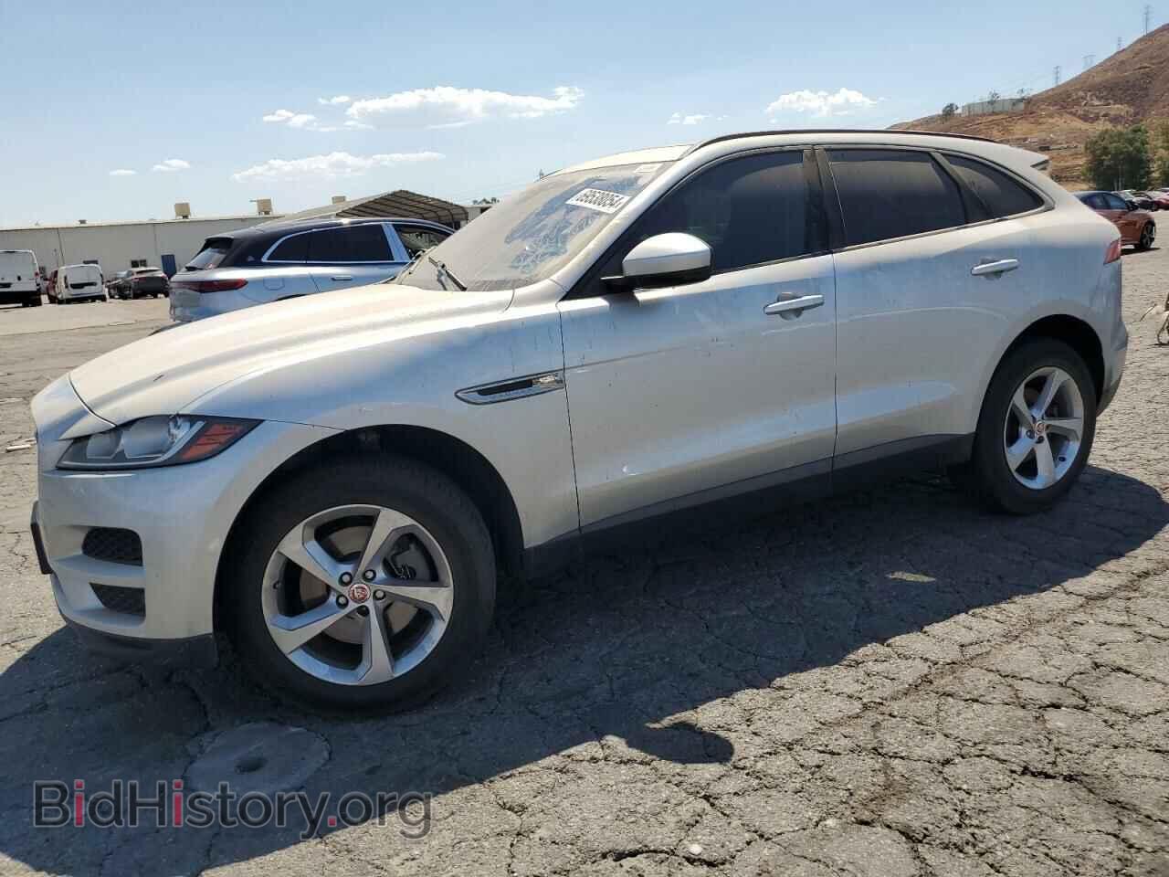 Фотография SADCJ2BV6HA094328 - JAGUAR F-PACE 2017