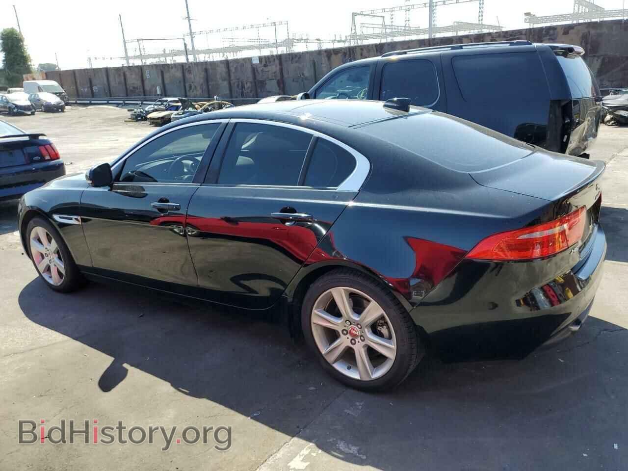 2018 JAGUAR XE - VIN: SAJAD4FX0JCP33252 - Фото 2