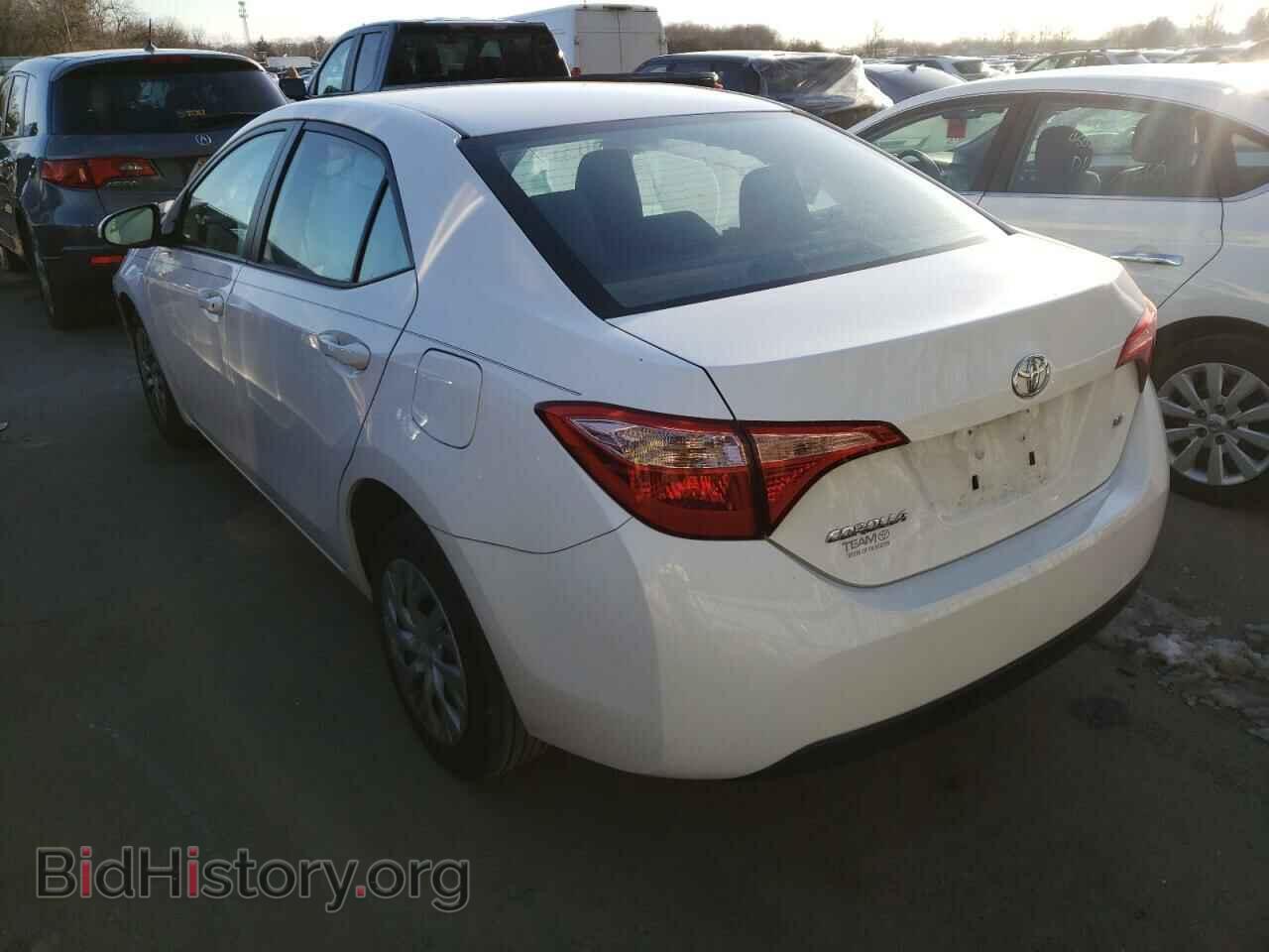 2017 TOYOTA COROLLA - VIN: 2T1BURHEXHC834859 - Фото 3