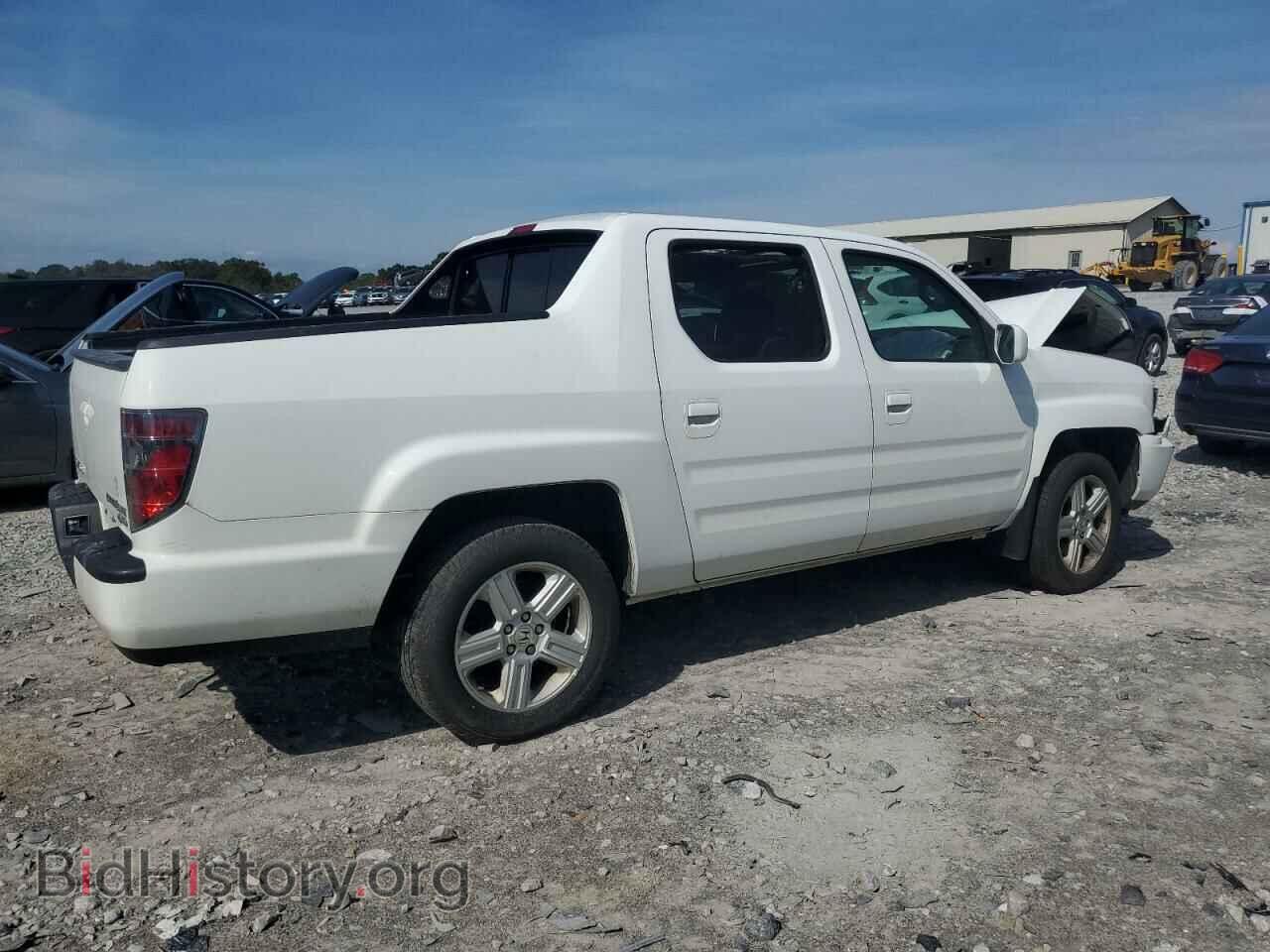 2013 HONDA RIDGELINE - VIN: 5FPYK1F58DB018007 - Фото 3