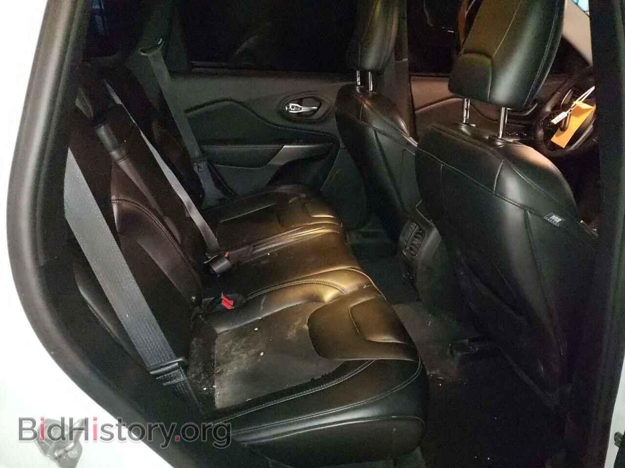2019 JEEP CHEROKEE - VIN: 1C4PJMLB7KD212857 - Фото 6