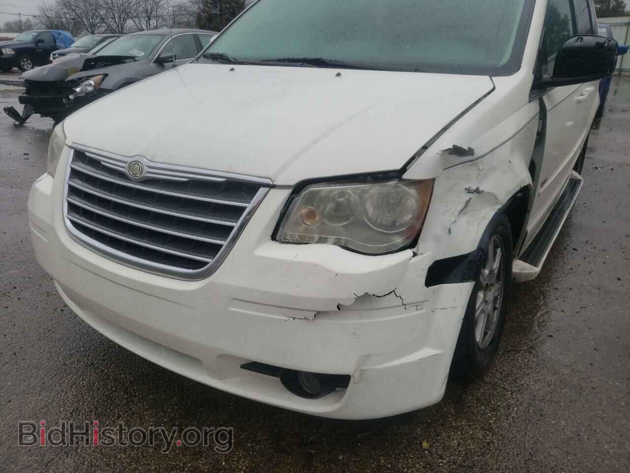 2008 CHRYSLER MINIVAN - VIN: 2A8HR54P68R823023 - Фото 9