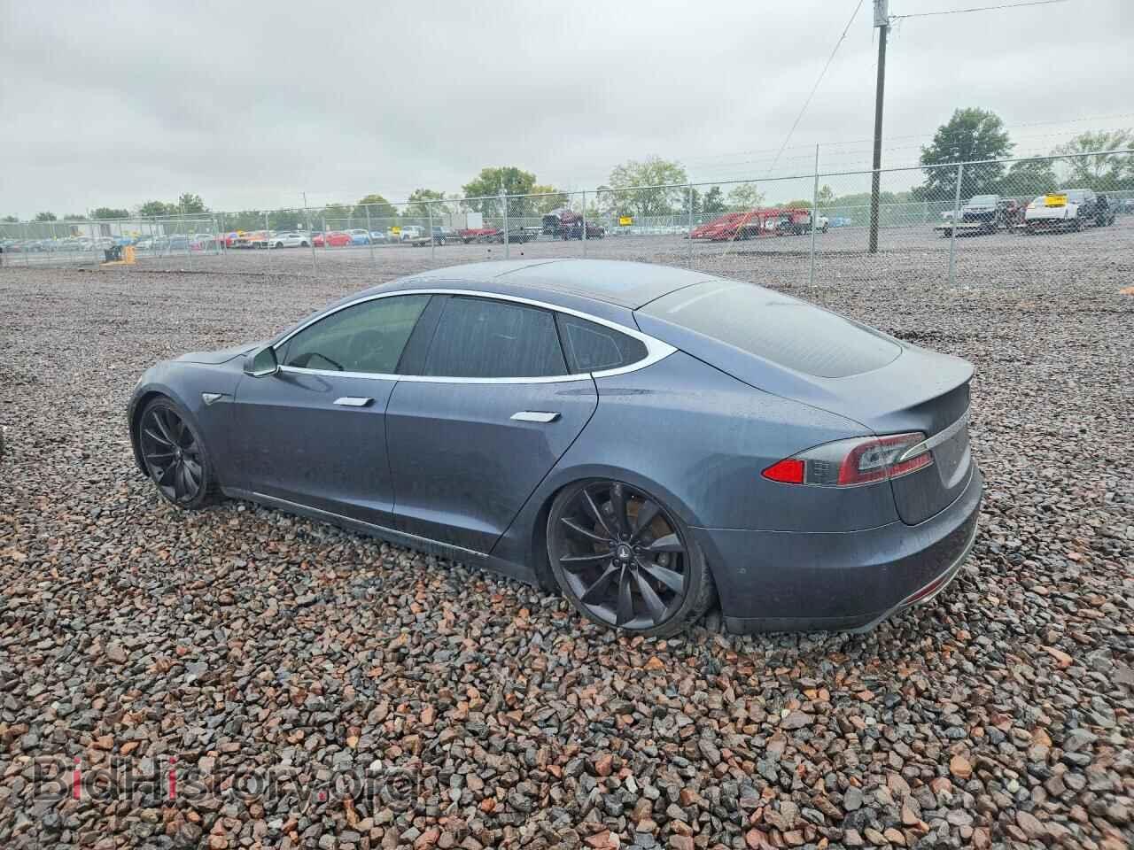 2015 TESLA MODEL S - VIN: 5YJSA1H28FF083074 - Photo 2