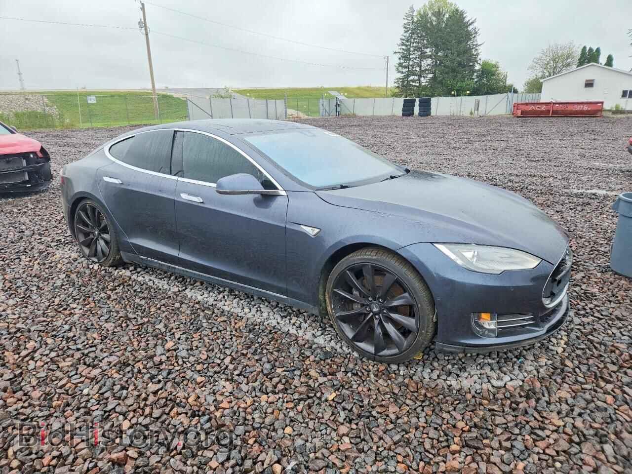 2015 TESLA MODEL S - VIN: 5YJSA1H28FF083074 - Photo 4
