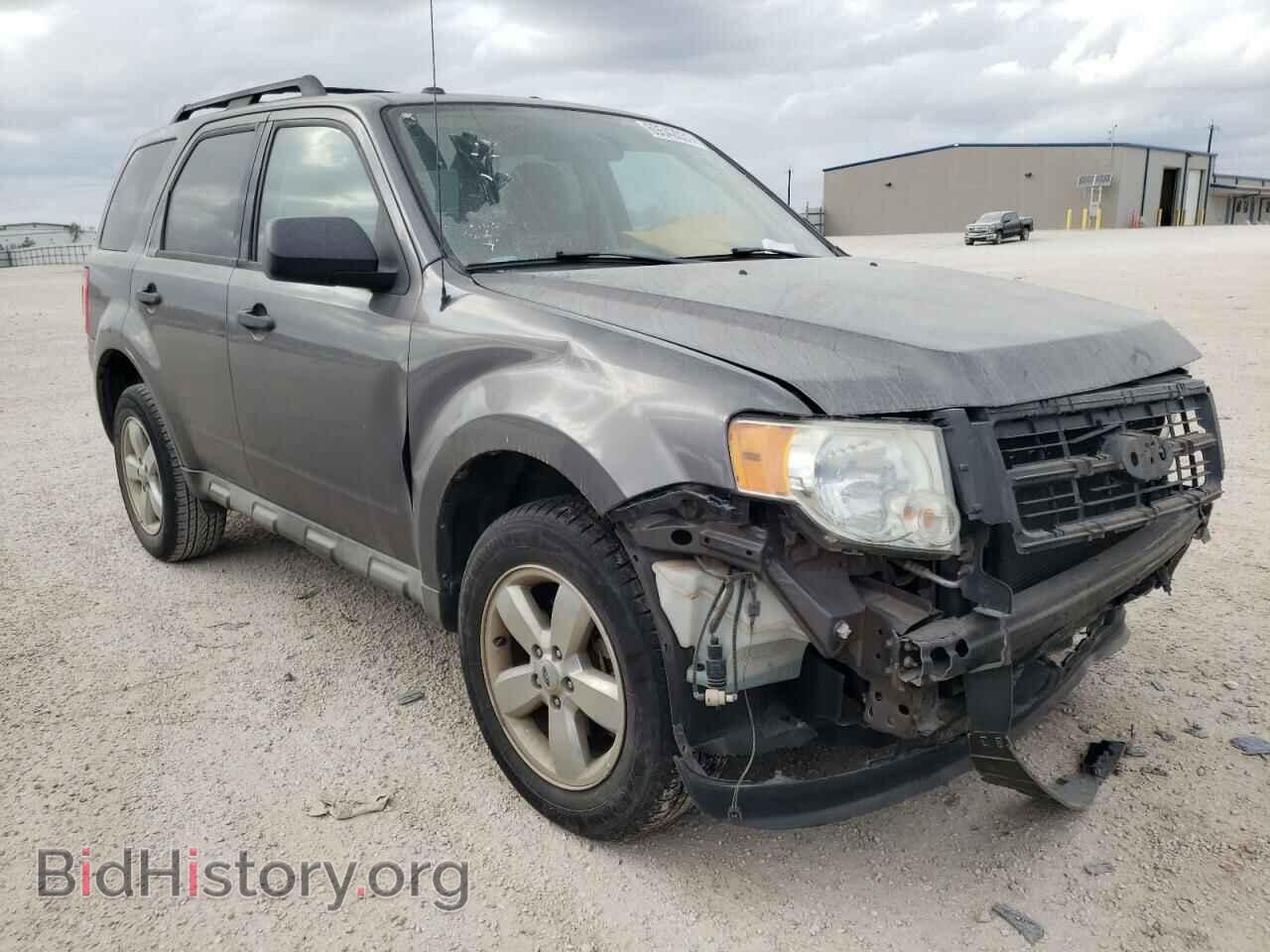Фотография 1FMCU0DG6BKA07191 - FORD ESCAPE 2011