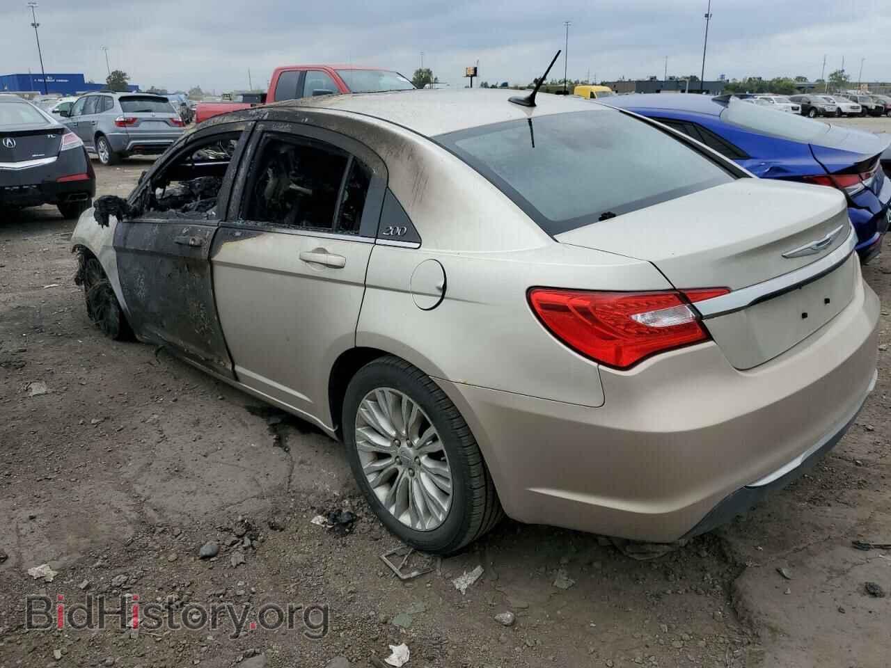 2013 CHRYSLER 200 - VIN: 1C3CCBBB7DN694844 - Фото 2