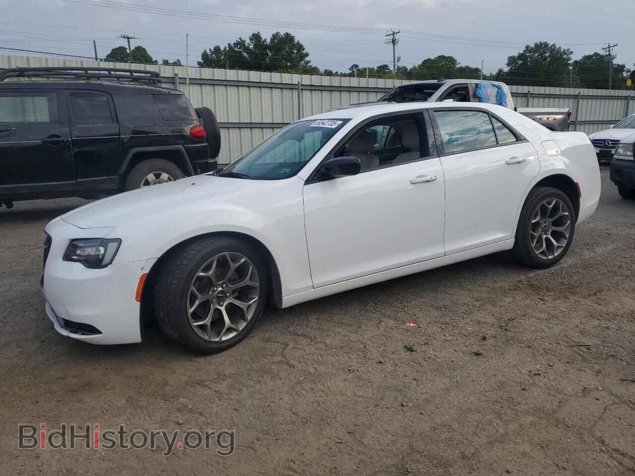 Фотография 2C3CCAAG9JH317010 - CHRYSLER 300 2018