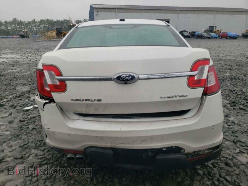 2011 Ford TAURUS (VIN 1FAHP2FW0BG176262) — photo 6 of 13