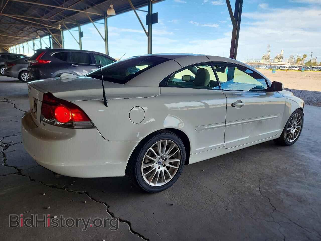 2008 VOLVO C70 - VIN: YV1MC67238J044108 - Фото 3