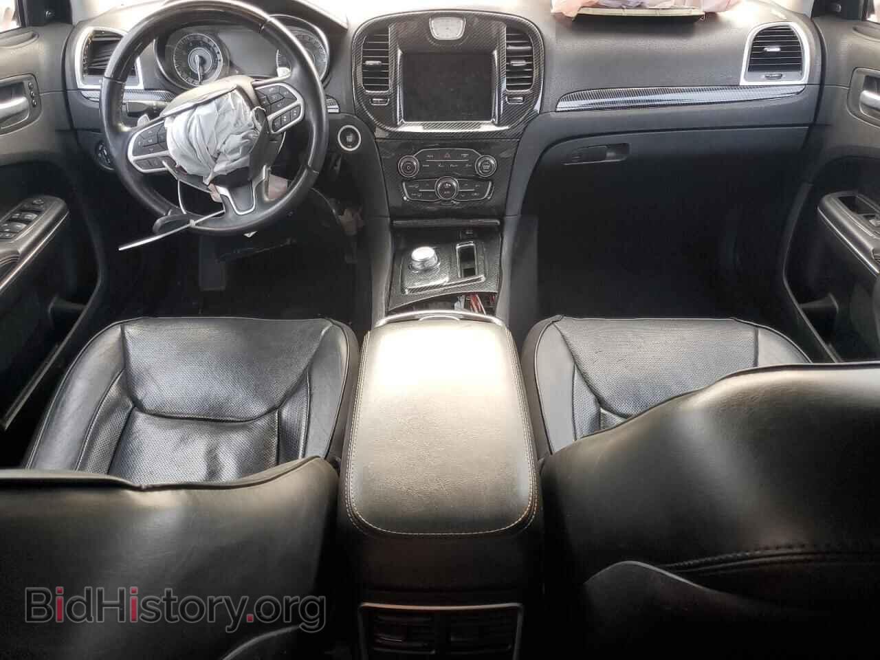 2017 CHRYSLER 300 - VIN: 2C3CCAET1HH582277 - Фото 8