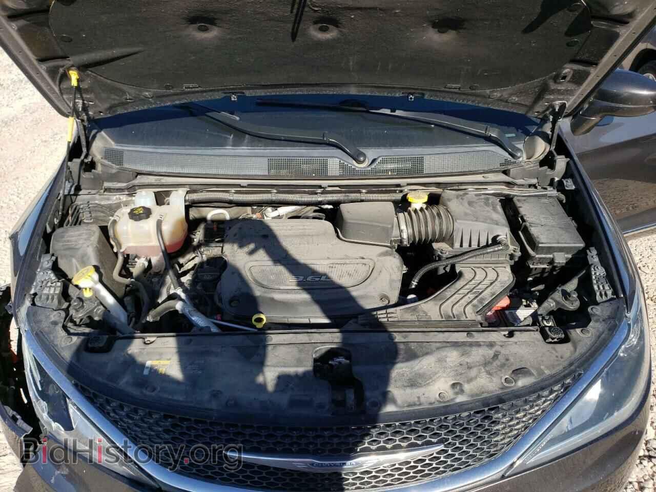 2018 CHRYSLER PACIFICA - VIN: 2C4RC1BG2JR110683 - Фото 11