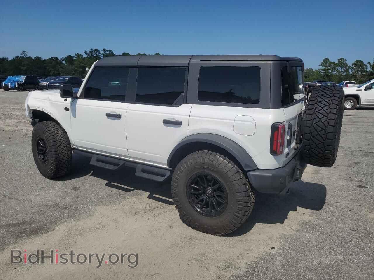 2023 FORD BRONCO - VIN: 1FMEE5DP7PLB51708 - Фото 2