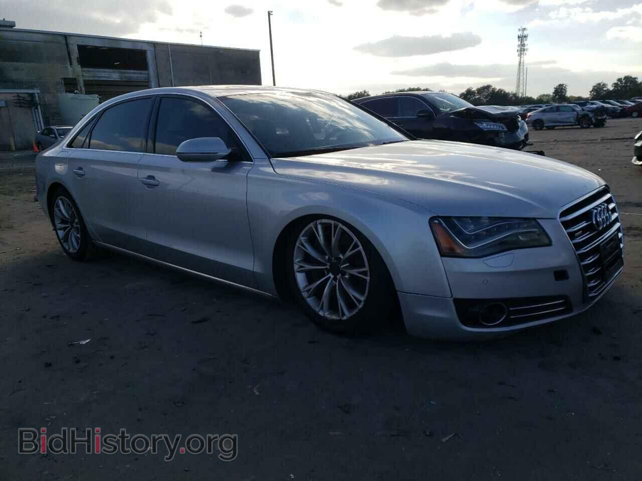 2012 AUDI A8 - VIN: WAURVAFD4CN012519 - Фото 4