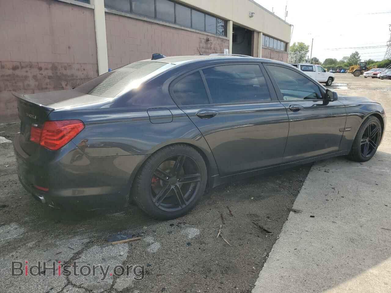2012 BMW 7 SERIES - VIN: WBAKB4C52CC575587 - Фото 3