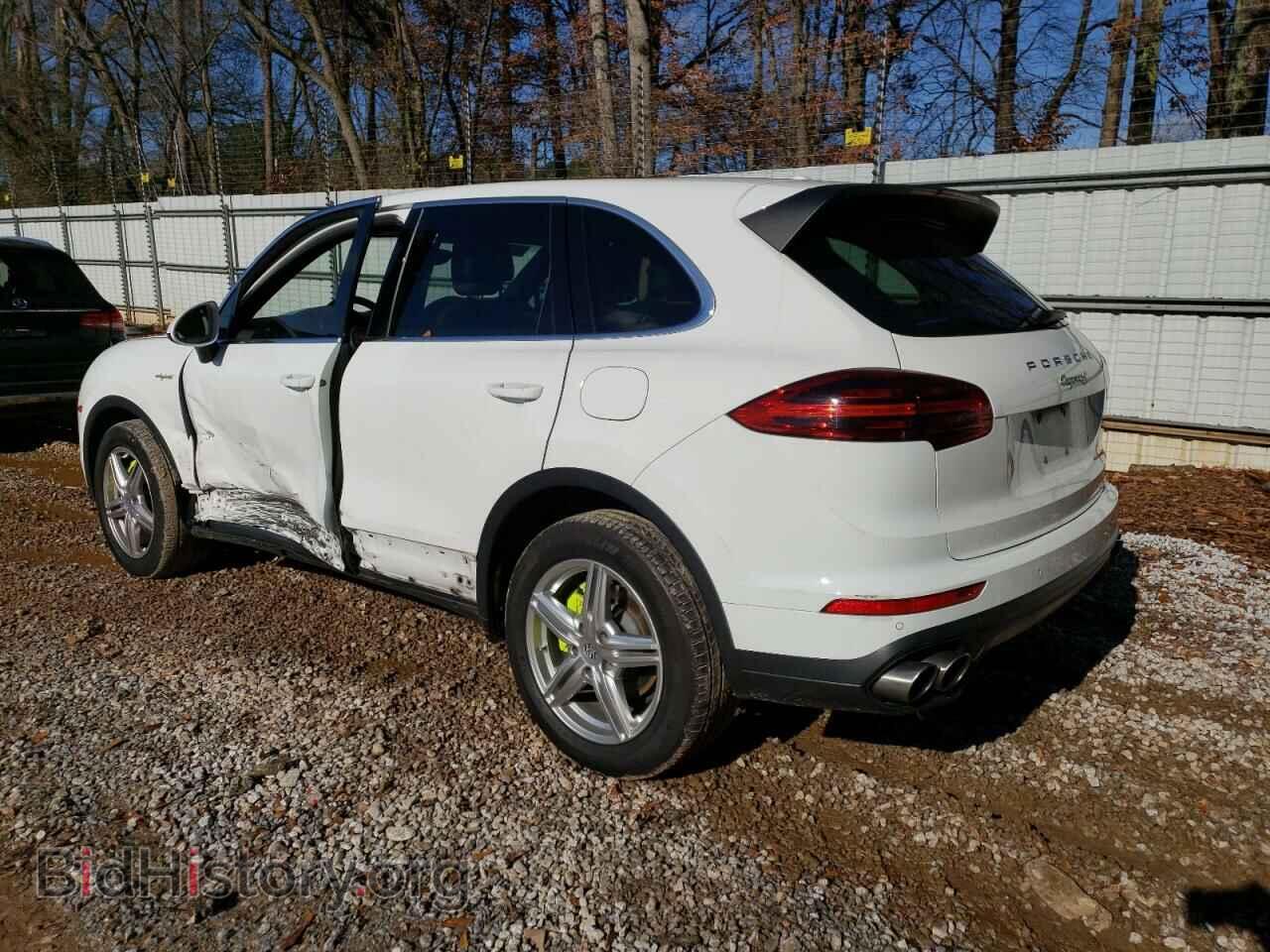 2016 PORSCHE CAYENNE - VIN: WP1AE2A20GLA62751 - Фото 2