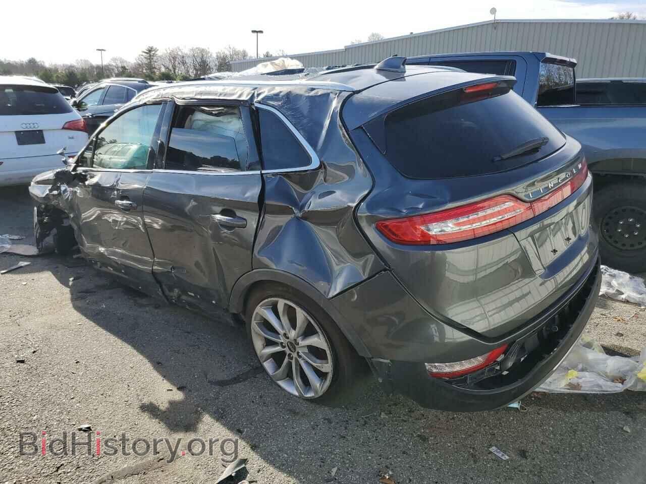 2017 LINCOLN MKC - VIN: 5LMCJ2D95HUL15307 - Photo 2