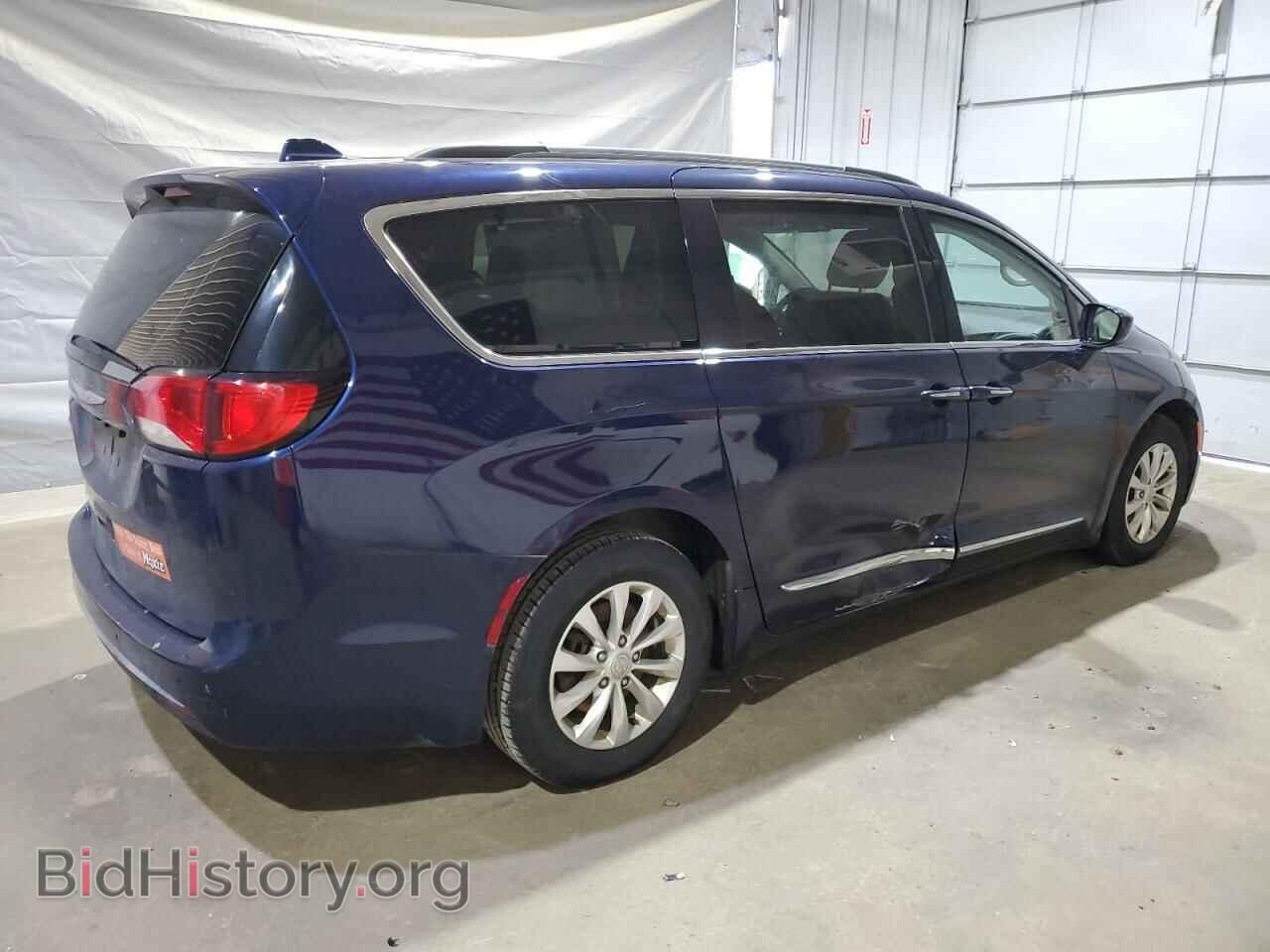 2017 CHRYSLER PACIFICA - VIN: 2C4RC1BG4HR785638 - Фото 3