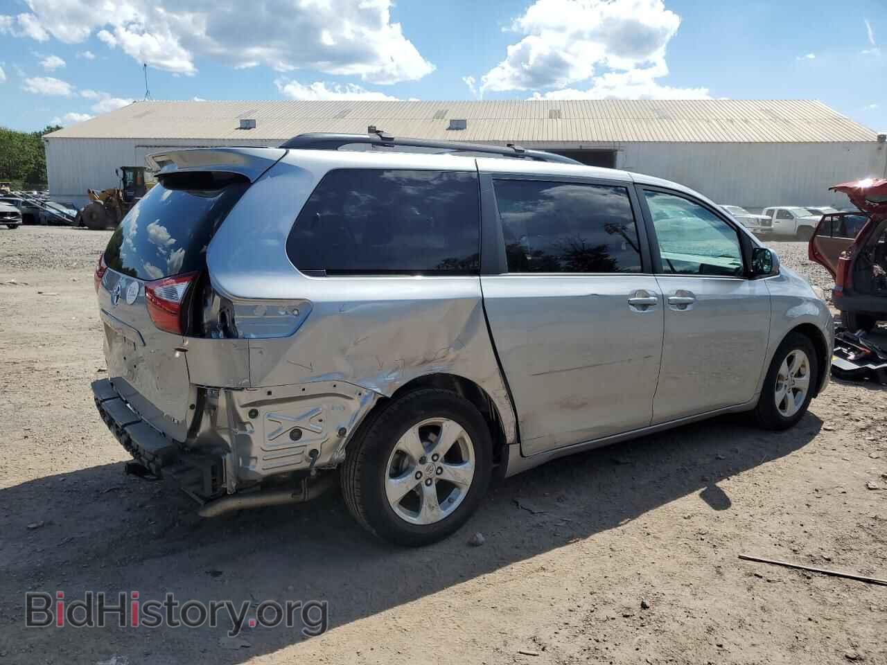 2017 TOYOTA All Models - VIN: 5TDKZ3DC3HS897649 - Фото 3