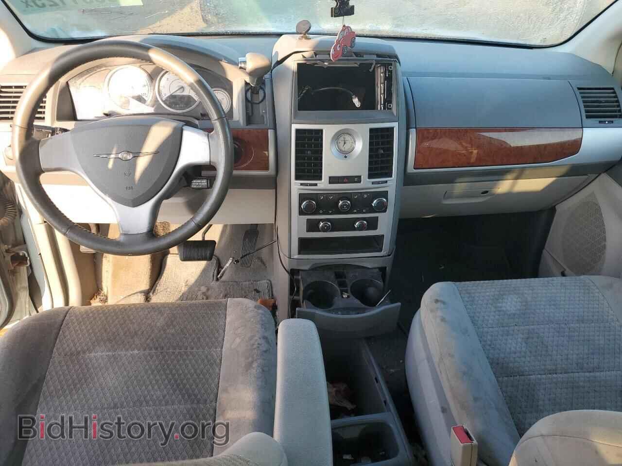 2009 CHRYSLER MINIVAN - VIN: 2A8HR54149R565162 - Photo 8