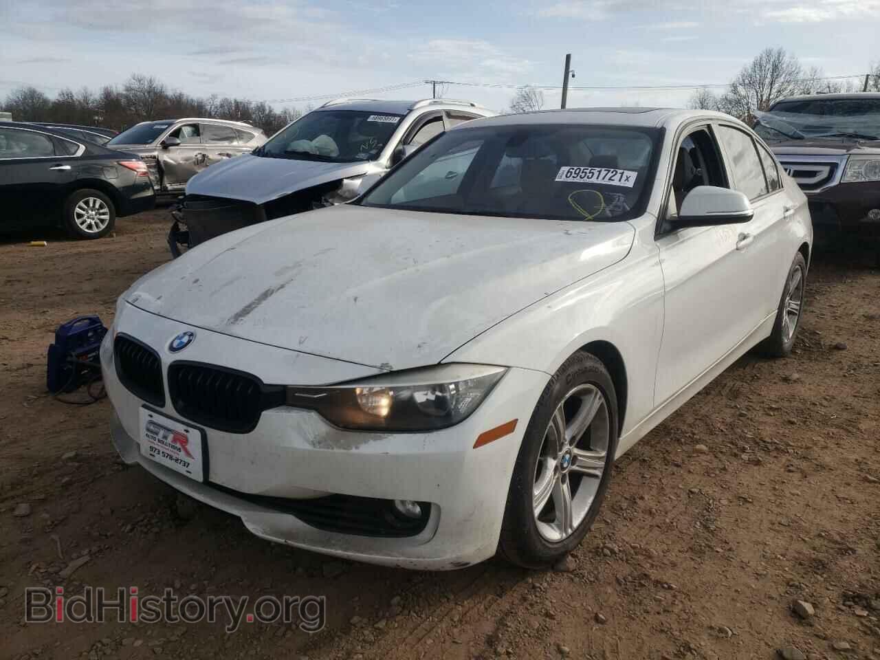 2012 BMW 3 SERIES - VIN: WBA3A5C57CF344325 - Фото 2