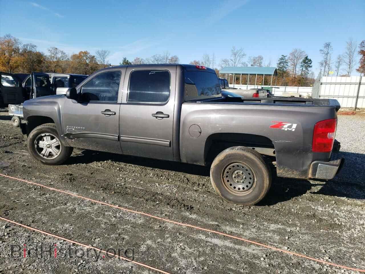 2011 CHEVROLET SILVERADO - VIN: 3GCPKSE38BG284032 - Фото 2