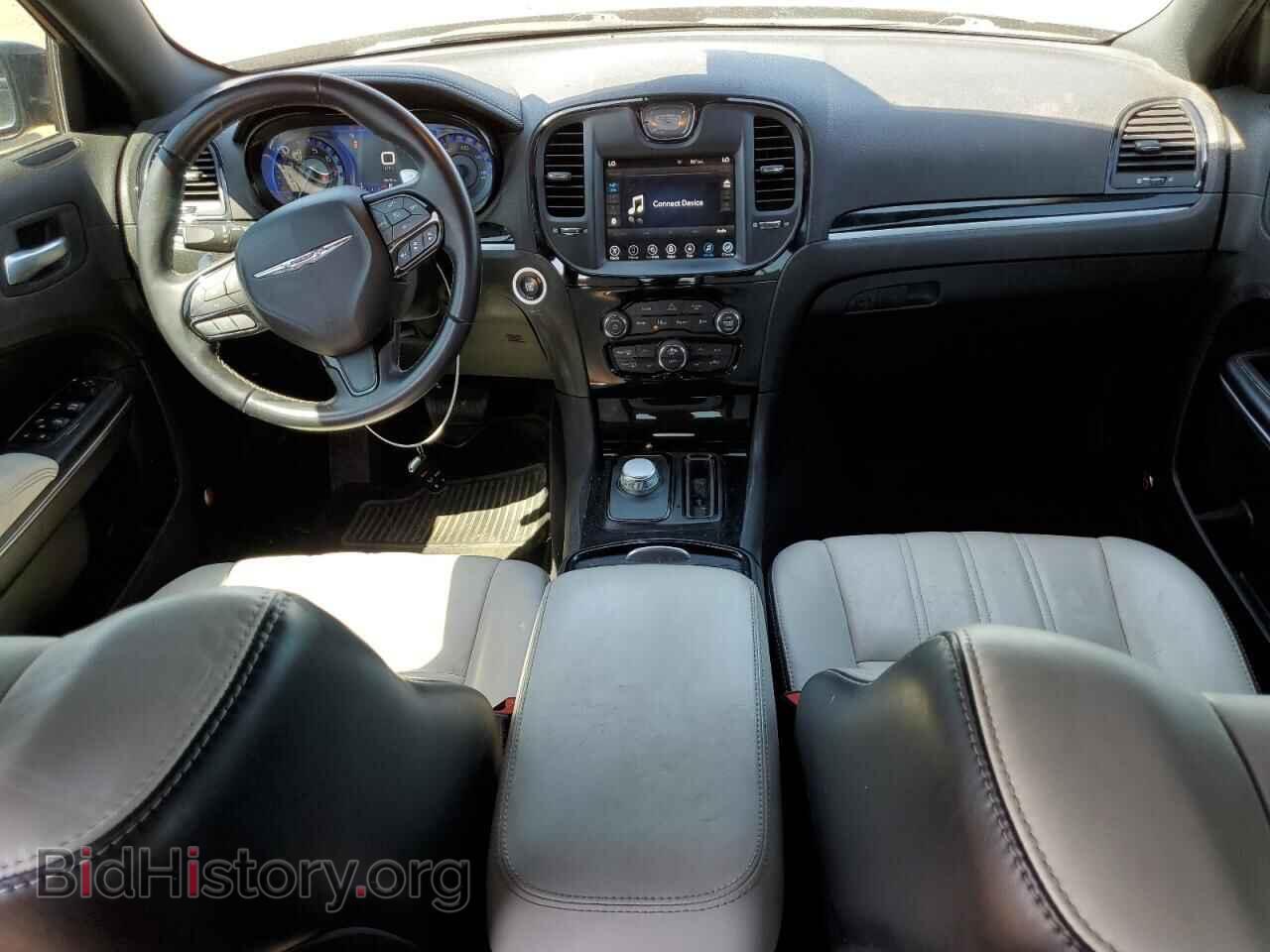 2017 CHRYSLER 300 - VIN: 2C3CCAGG6HH539098 - Фото 8