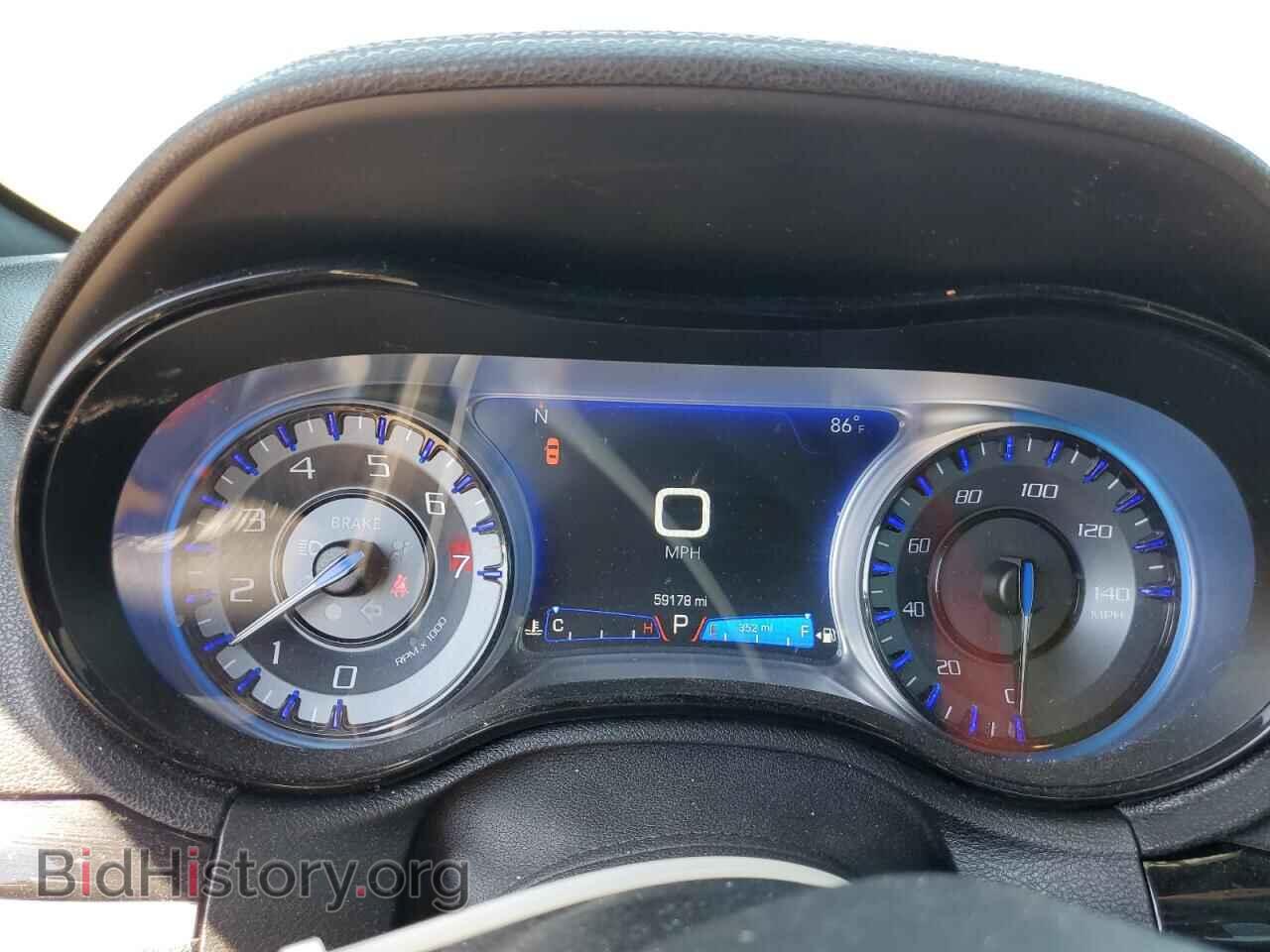2017 CHRYSLER 300 - VIN: 2C3CCAGG6HH539098 - Фото 9