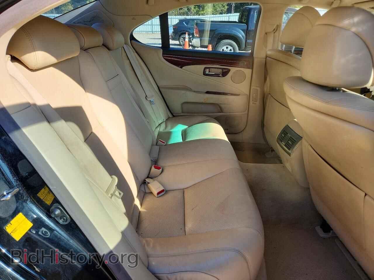 2011 LEXUS LS460 - VIN: JTHCL5EF4B5011652 - Photo 10