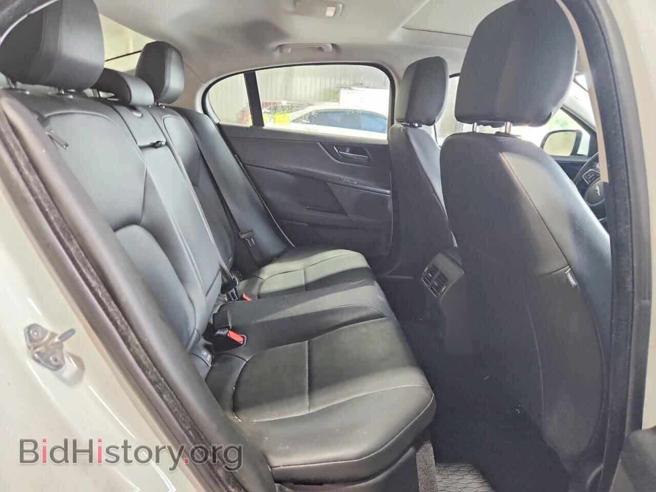 2017 JAGUAR XE - VIN: SAJAJ4BV5HA975733 - Фото 10