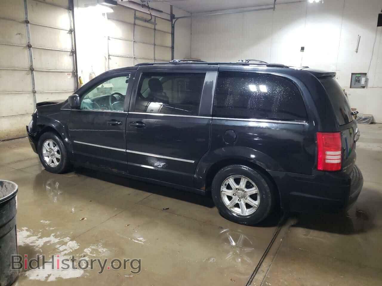 2009 CHRYSLER MINIVAN - VIN: 2A8HR54XX9R624848 - Фото 2