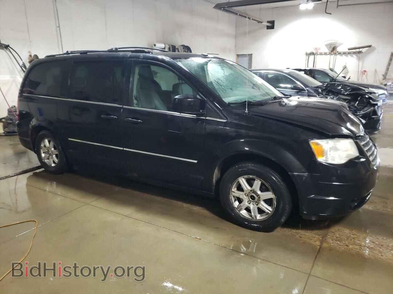 2009 CHRYSLER MINIVAN - VIN: 2A8HR54XX9R624848 - Фото 4