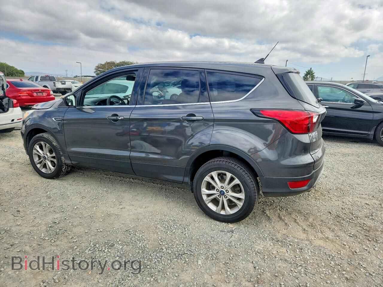 2019 FORD ESCAPE - VIN: 1FMCU0GD2KUB04927 - Фото 2