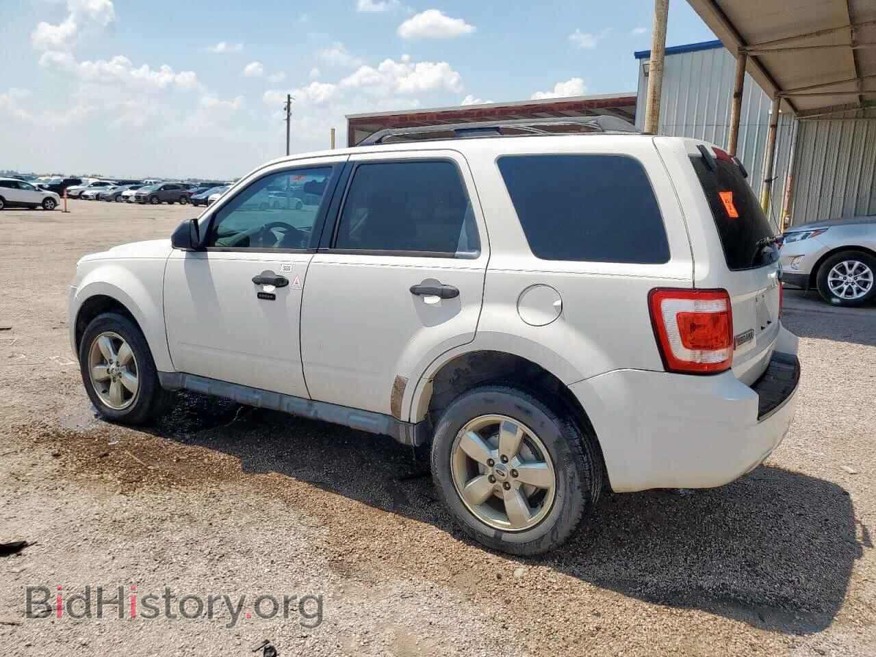 2011 FORD ESCAPE - VIN: 1FMCU0DG2BKC28478 - Фото 2