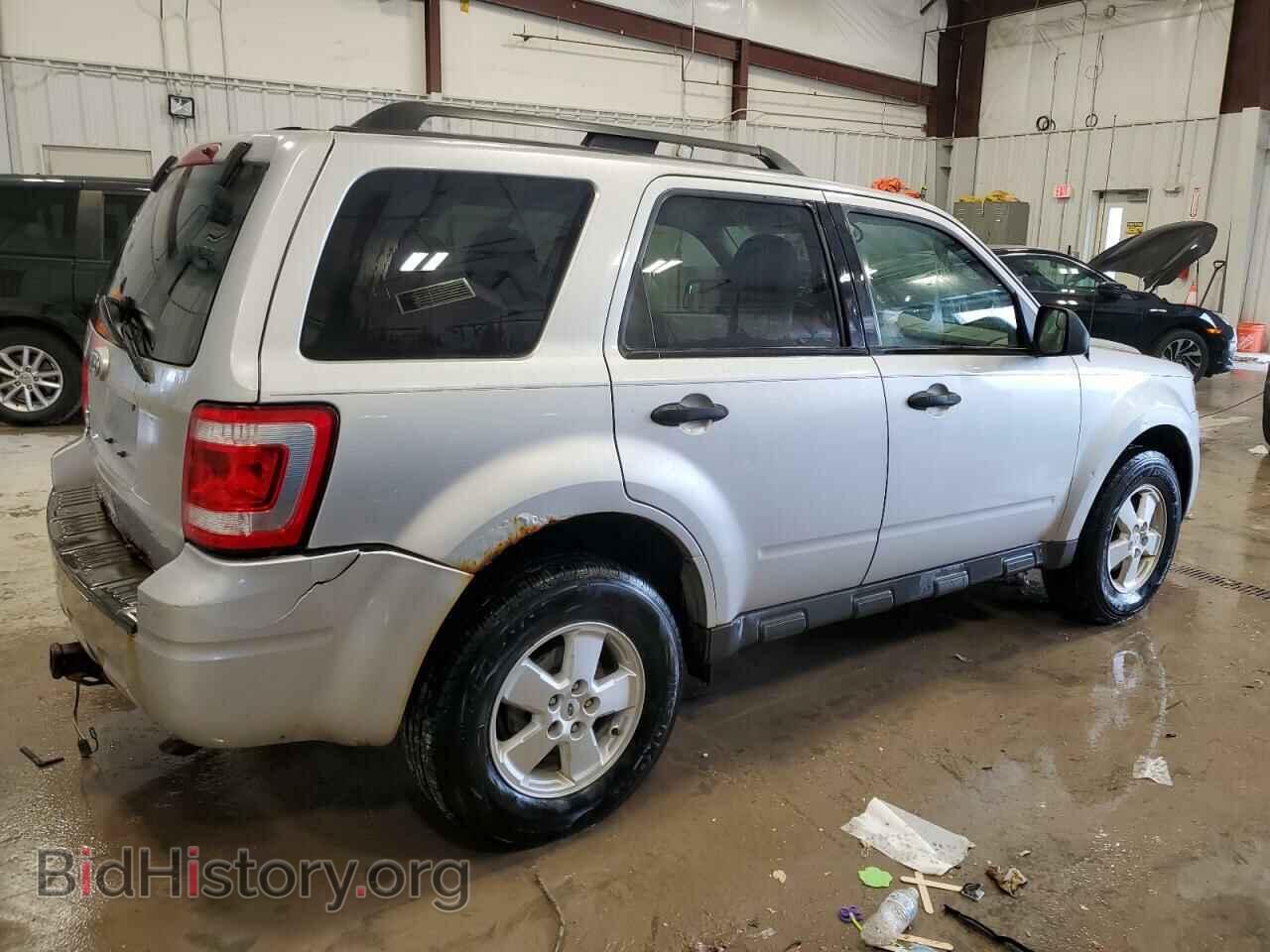 2010 FORD ESCAPE - VIN: 1FMCU9D7XAKD07772 - Photo 3