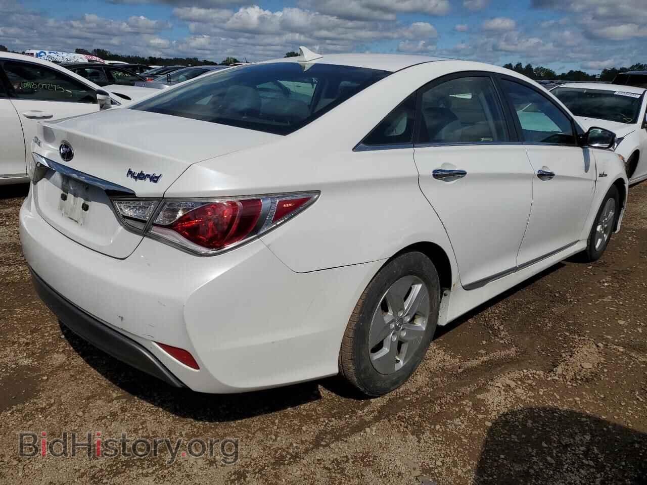 2011 HYUNDAI SONATA - VIN: KMHEC4A42BA005120 - Фото 3