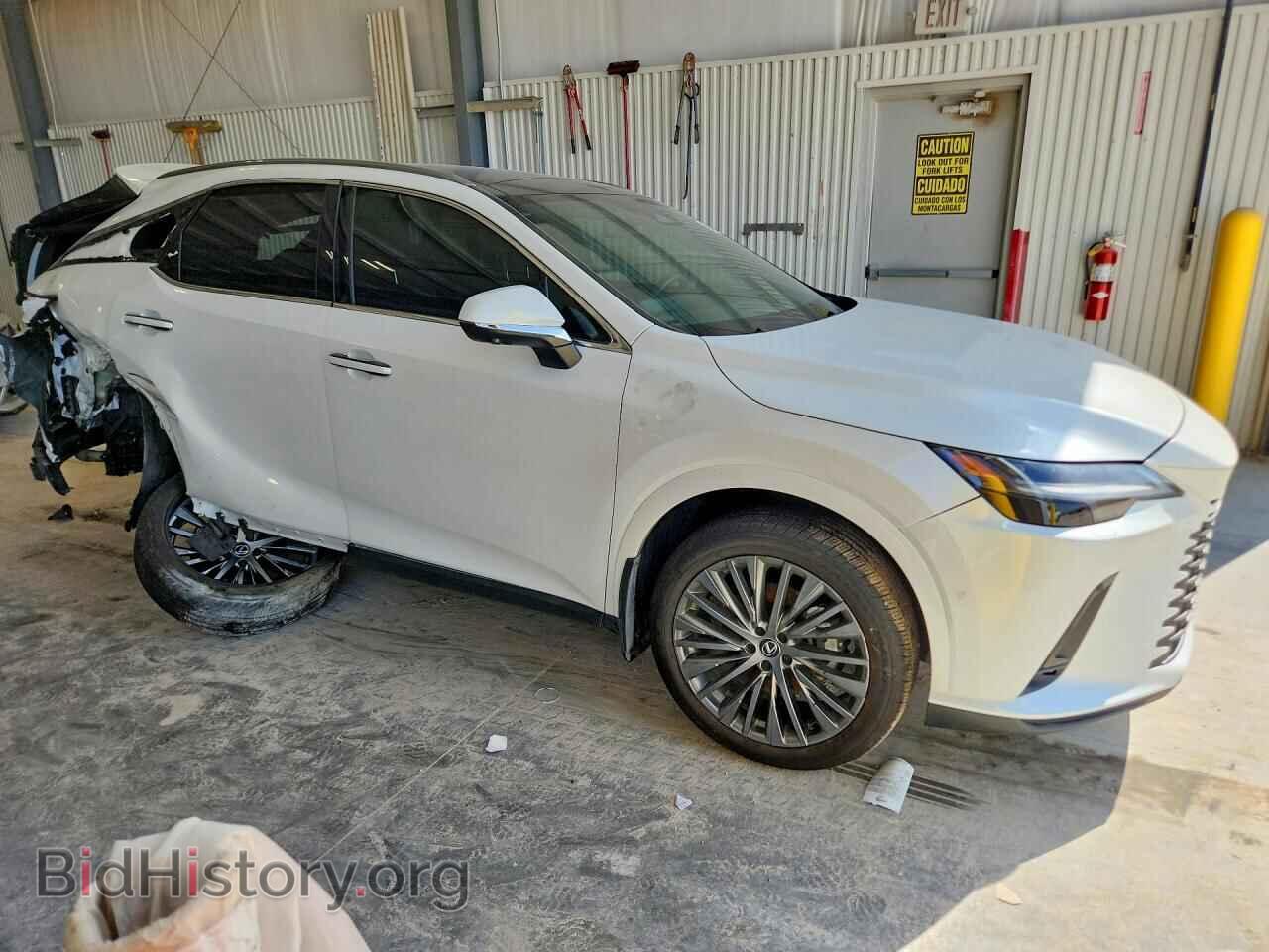 2024 Lexus RX350 (VIN 2T2BAMCA4RC043384) — photo 4 of 16