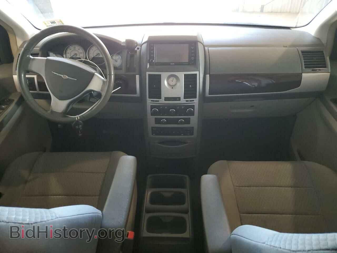 2009 CHRYSLER MINIVAN - VIN: 2A8HR54109R627575 - Фото 8