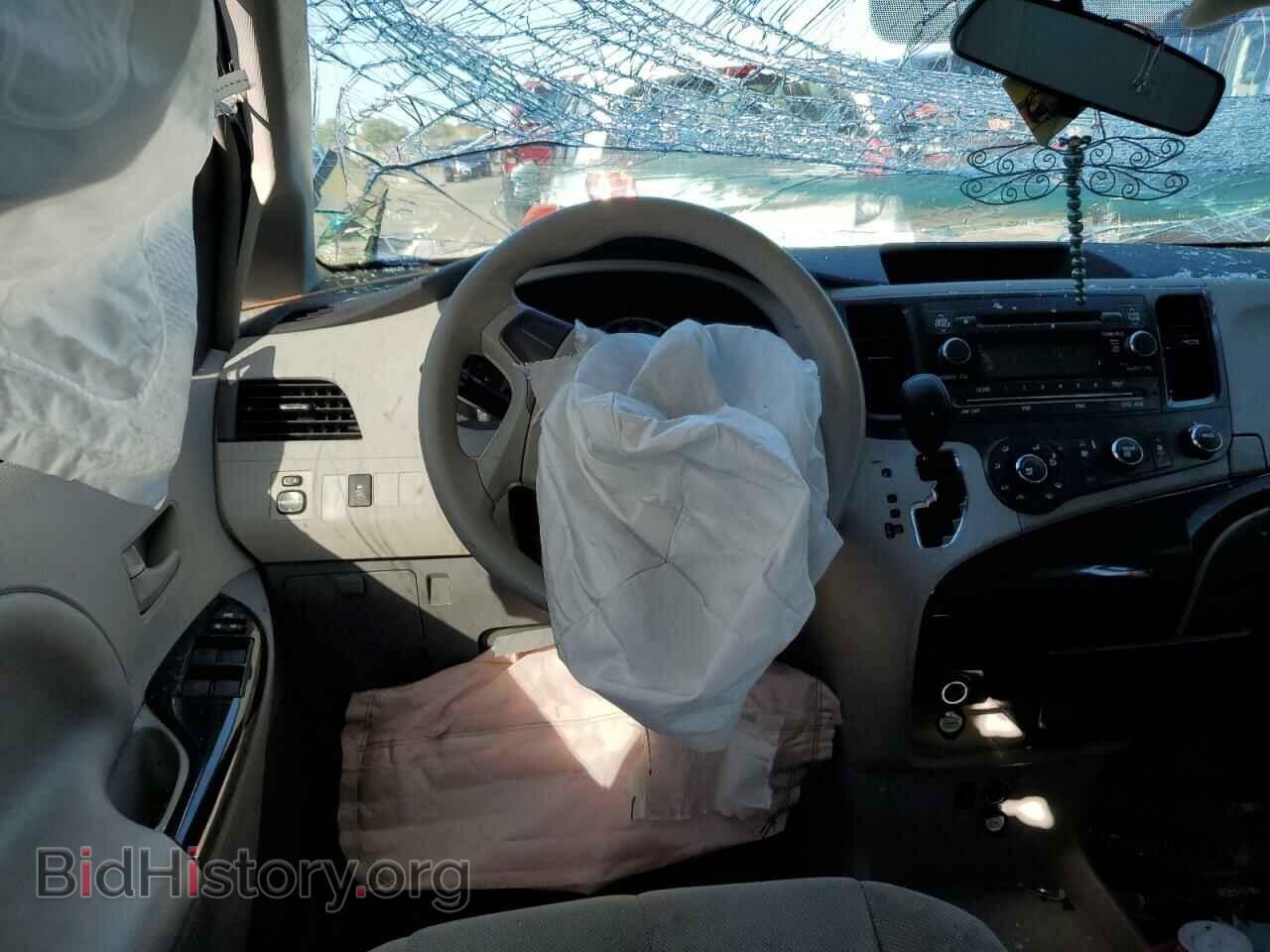 2011 TOYOTA All Models - VIN: 5TDZK3DC7BS144863 - Фото 9