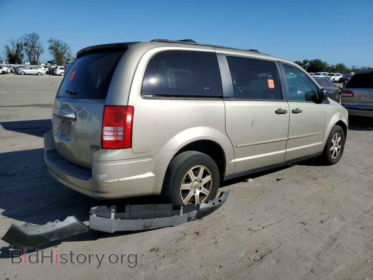 2008 CHRYSLER MINIVAN - VIN: 2A8HR44H38R637474 - Фото 3