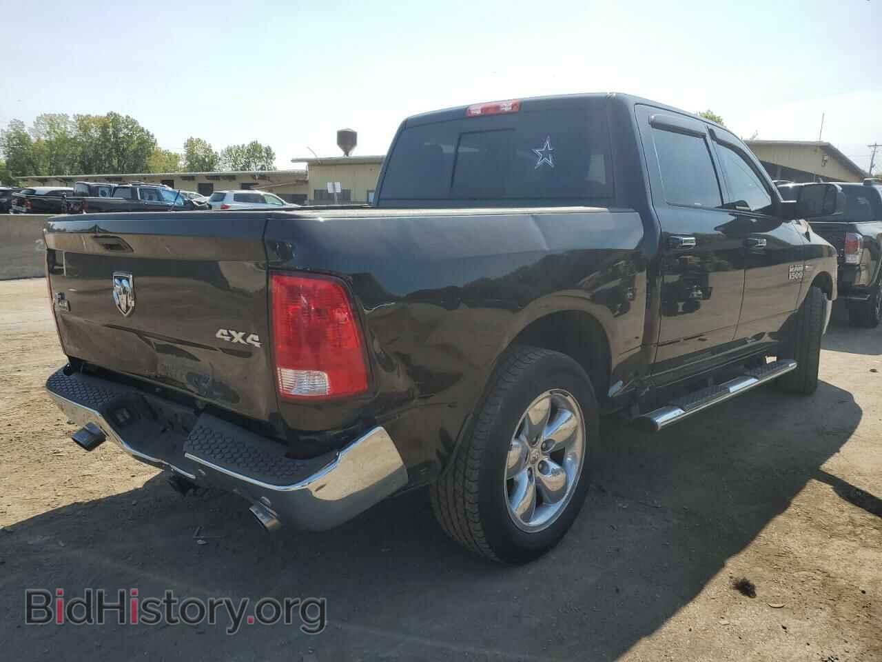 2017 RAM 1500 - VIN: 3C6RR7LT3HG689526 - Photo 3