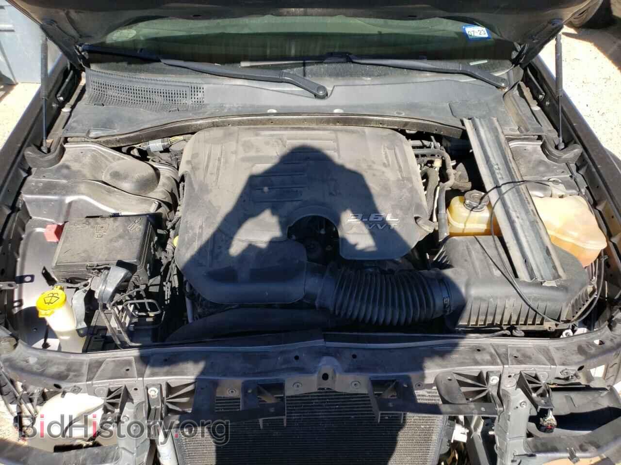 2014 CHRYSLER 300 - VIN: 2C3CCABG3EH286504 - Фото 11