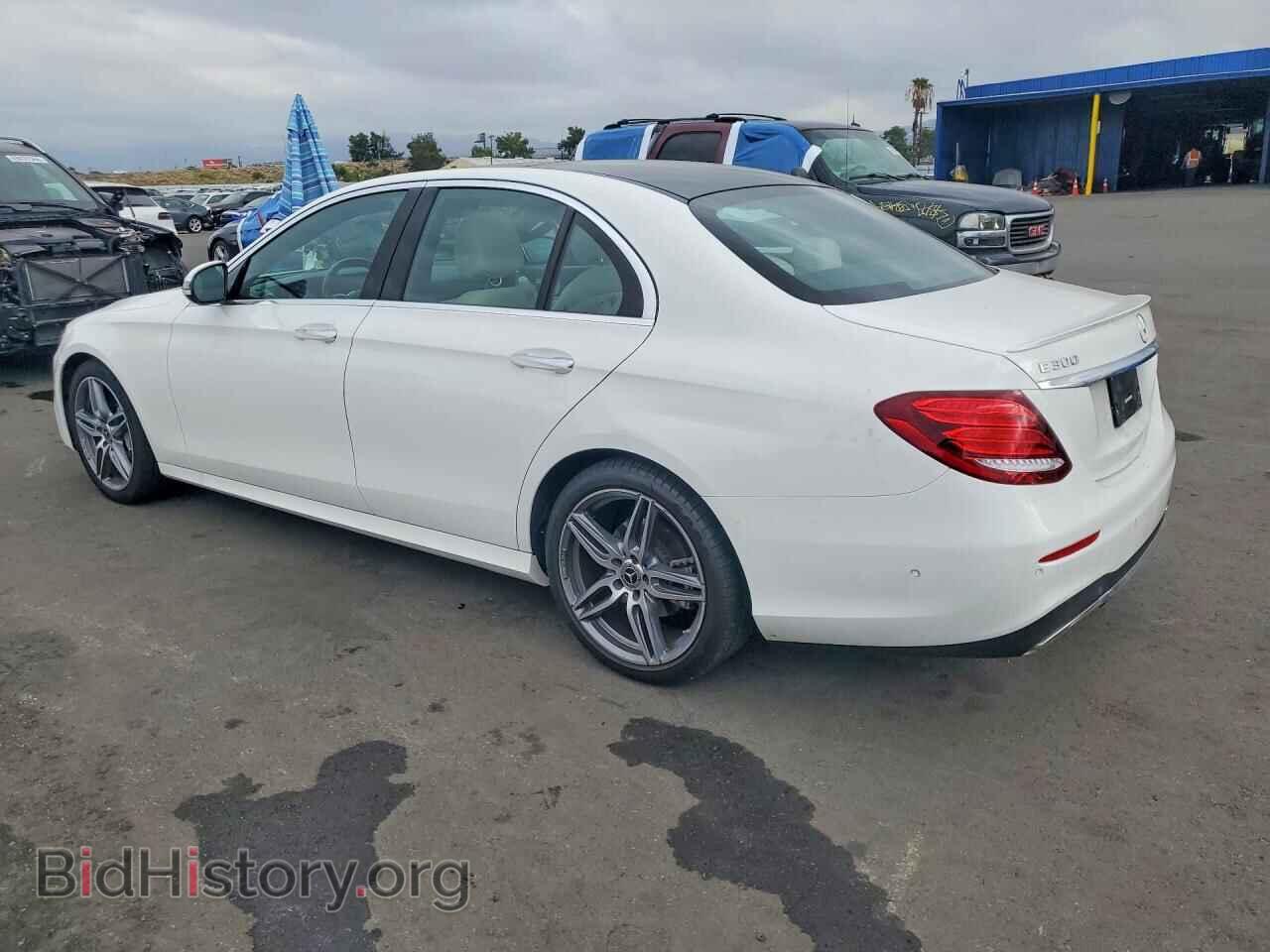 2019 MERCEDES-BENZ E-CLASS - VIN: WDDZF4JB4KA628515 - Photo 2