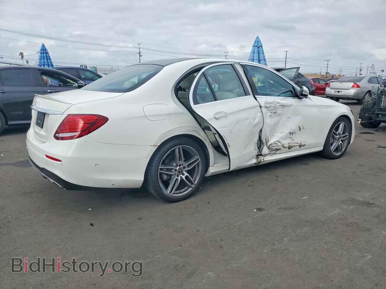 2019 MERCEDES-BENZ E-CLASS - VIN: WDDZF4JB4KA628515 - Photo 3