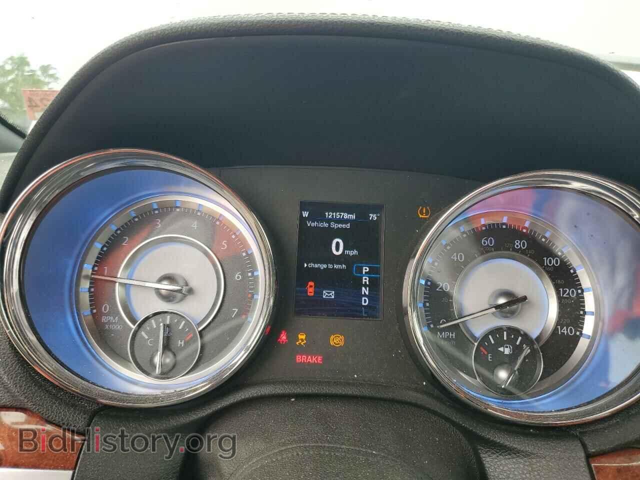 2014 CHRYSLER 300 - VIN: 2C3CCAAG2EH373635 - Фото 9