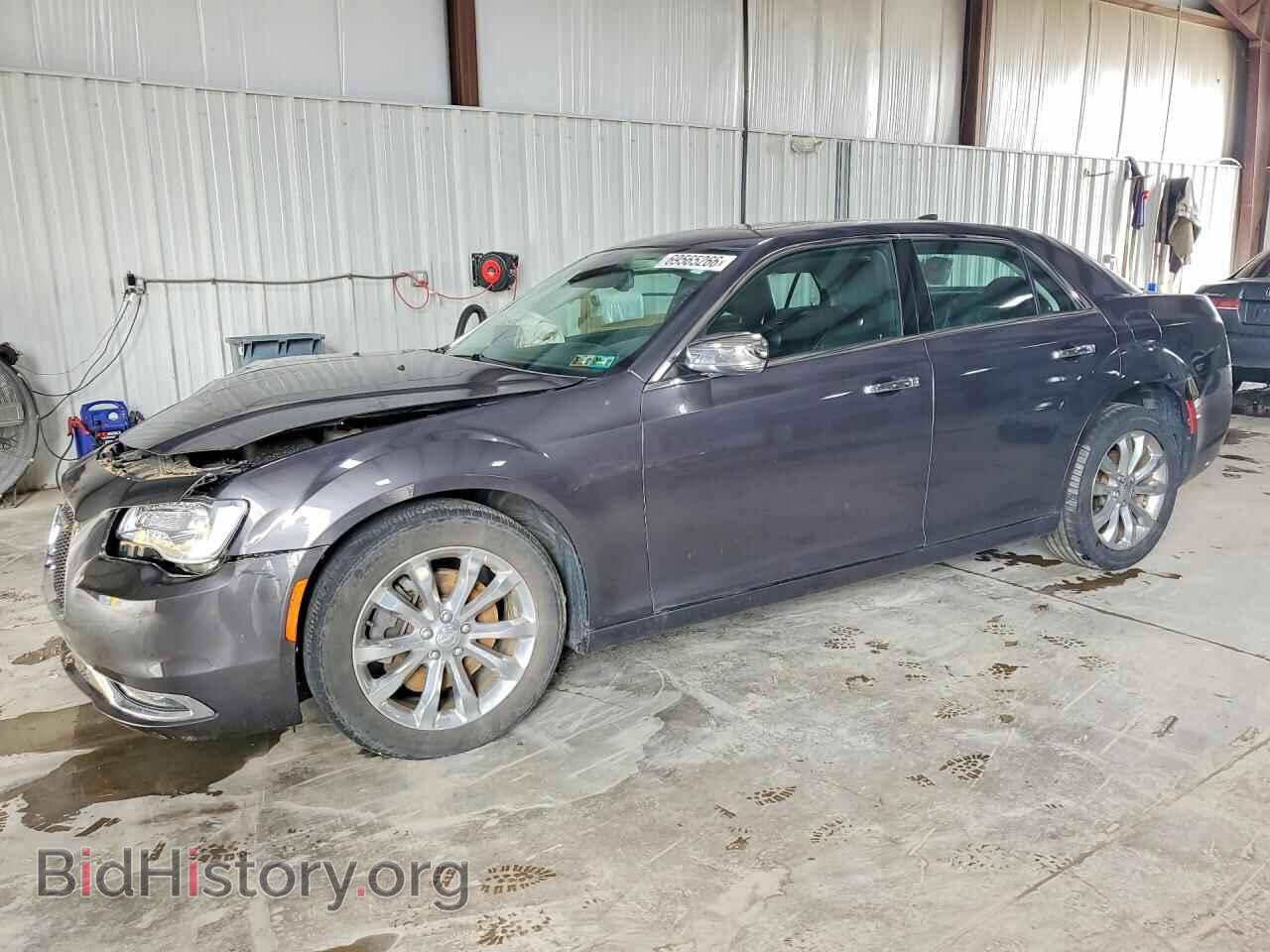 Фотография 2C3CCAKG6JH276107 - CHRYSLER 300 2018