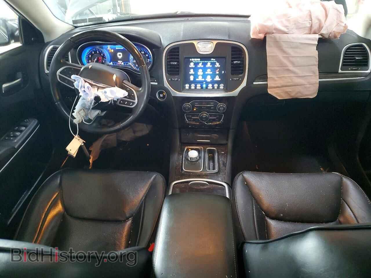 2018 CHRYSLER 300 - VIN: 2C3CCAKG6JH276107 - Фото 8